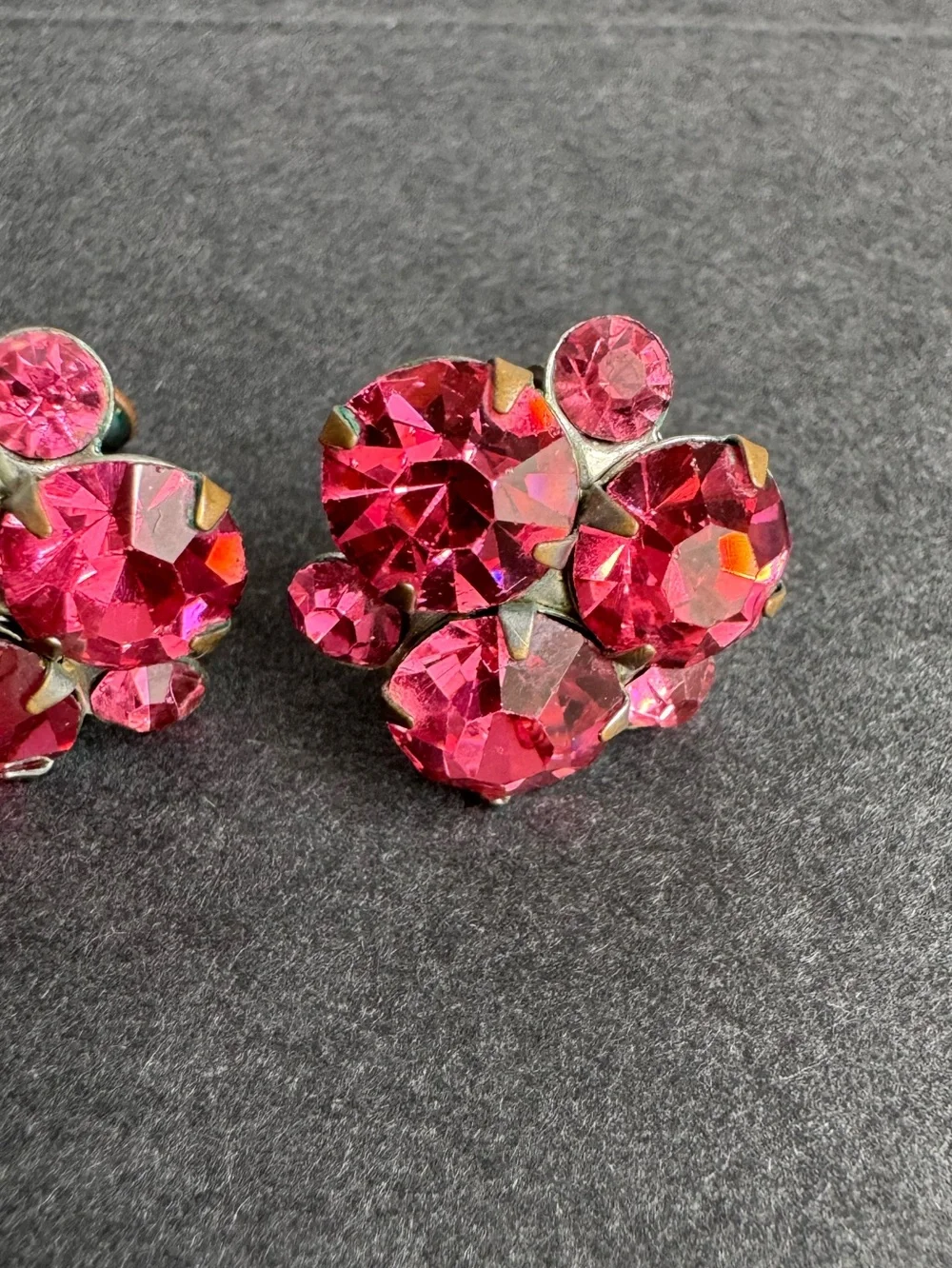 Vintage 1950s Pink Rhinestone Earrings Screw back